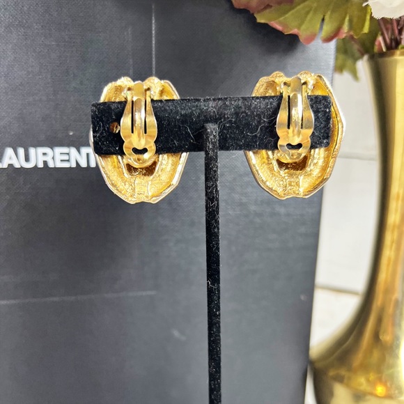 Saint Laurent “YSL” Vintage Gold Large Clip-On Earrings - Picture 4 of 11